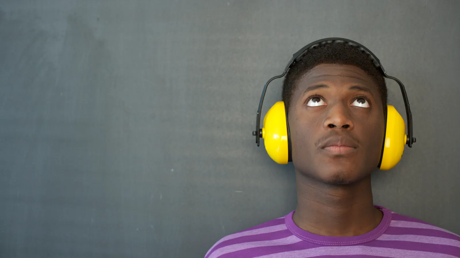 Een audiogram met meetwaarden voor verschillende frequenties